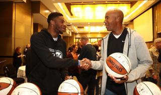 内马尔发文恭喜梅西